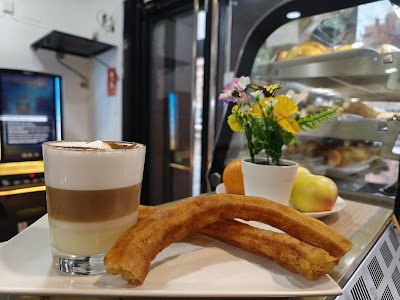 Cafe bar EL FENIX atmosphere