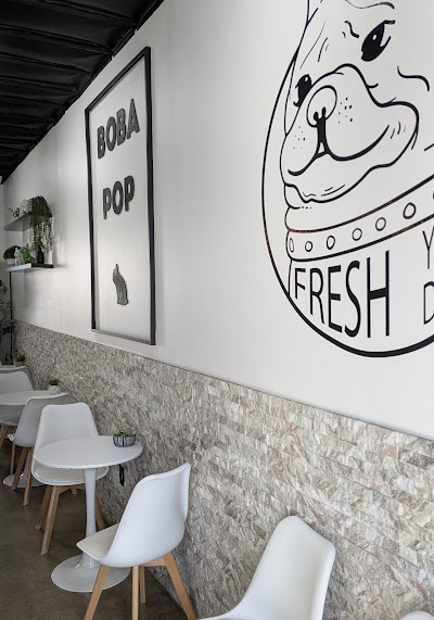 Bobapop Tea Bar atmosphere