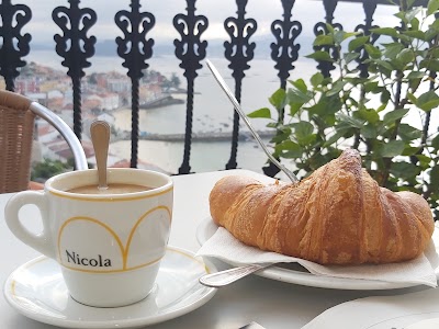 Pastelería La Granja coffee