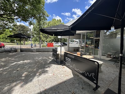 Routine Espresso atmosphere