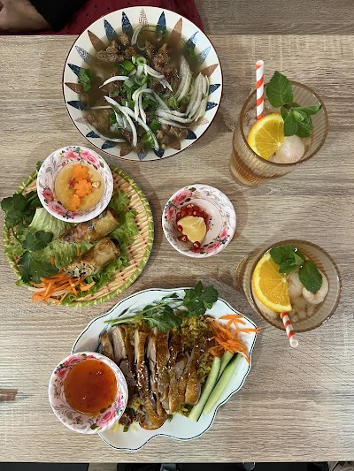 BE BANH MI - ES VIETNAM atmosphere