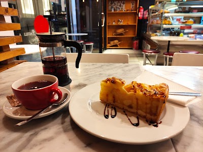 Bon Appétit Café Pastelería atmosphere