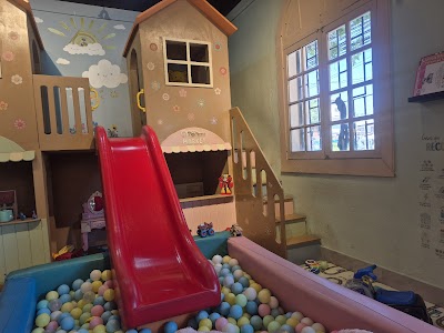 DeLucca Playroom atmosphere