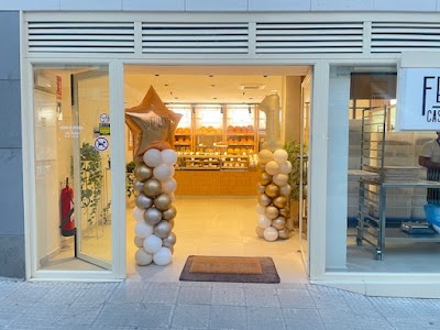 Interior of Fermento Casa de Panaderos in Alcobendas