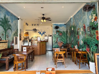 Interior of Kayuma Coffee & Eatery in