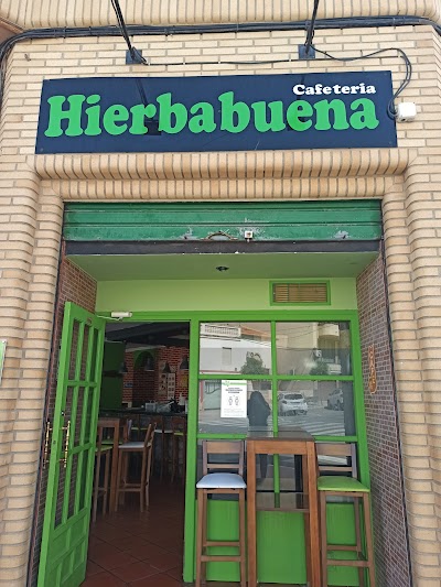 Cafeteria Hierbabuena atmosphere