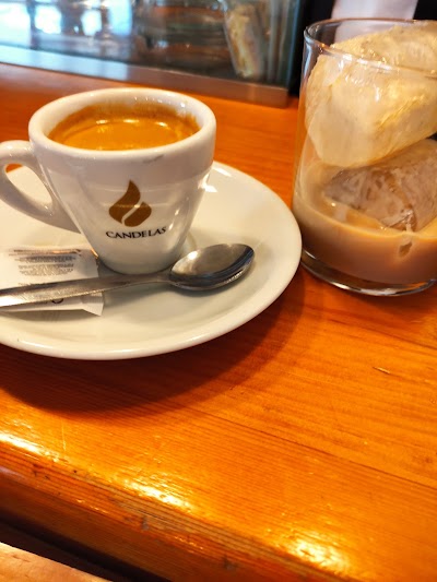 Café Bar H2O coffee