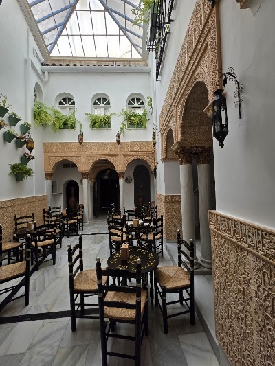 Interior of Pasteles tetería in Córdoba