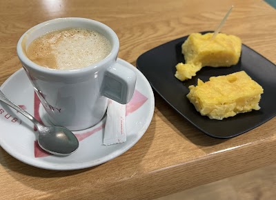 Cafeteria Capricho atmosphere