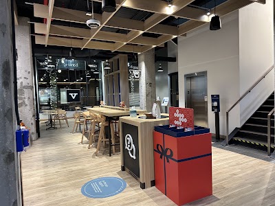 Capital One Café atmosphere