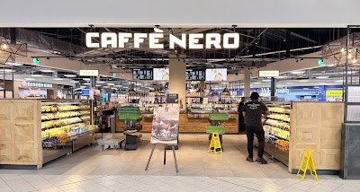 Interior of Nero Express in LU2 9NJ