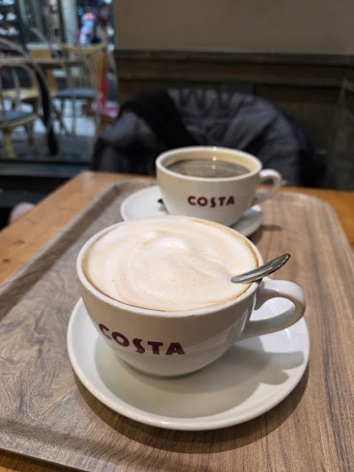 Costa atmosphere
